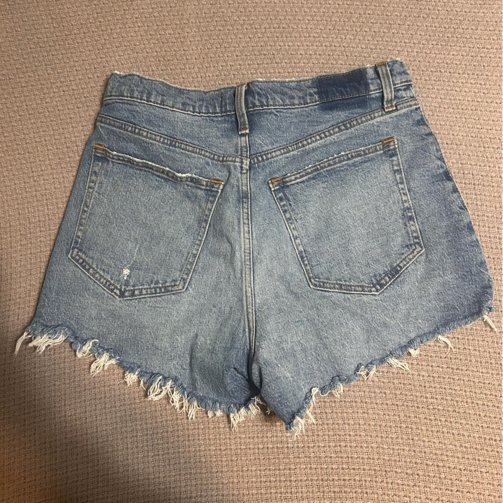 Abercrombie & Fitch '90s Relaxed Cutoff Short High Rise - Picture 3 of 5